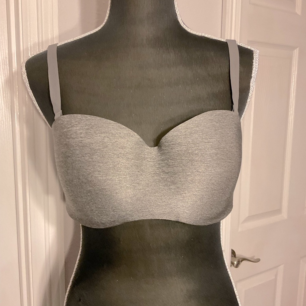 Uniqlo convertible bra large grey